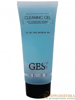 Фото: Очищающий гель для всех типов кожи GESS Cleaning Gel (150 мл)